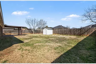 1307 Lynnwood Drive, Cleburne, TX 76033 - Photo 24
