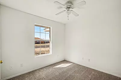 1307 Lynnwood Drive, Cleburne, TX 76033 - Photo 16