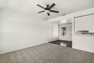 1307 Lynnwood Drive, Cleburne, TX 76033 - Photo 6