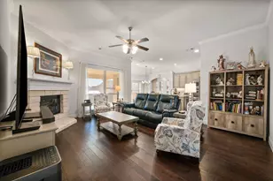 1105 Foxtail Dr, Mansfield, TX 76063 - Photo 14