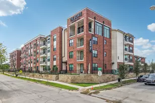 405 N Ewing Ave, Dallas, TX 75203 - Photo 1