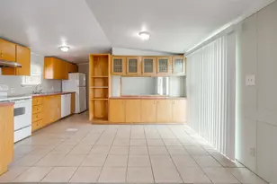 1021 Tanglewood Dr, Alvarado, TX 76009 - Photo 12