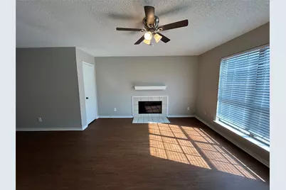 7425 Kingswood Drive, Fort Worth, TX 76133 - Photo 8