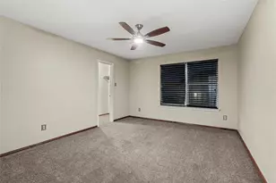 7201 Chambers Creek Ln, Arlington, TX 76002 - Photo 26