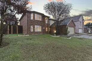 7201 Chambers Creek Ln, Arlington, TX 76002 - Photo 2