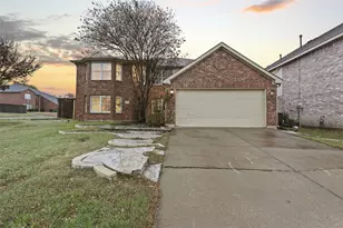 7201 Chambers Creek Ln, Arlington, TX 76002 - Photo 1