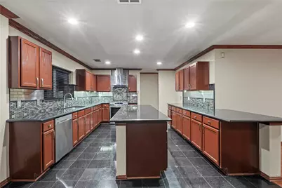 7201 Chambers Creek Lane, Arlington, TX 76002 - Photo 6