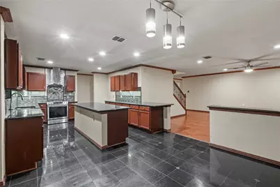 7201 Chambers Creek Lane, Arlington, TX 76002 - Photo 4