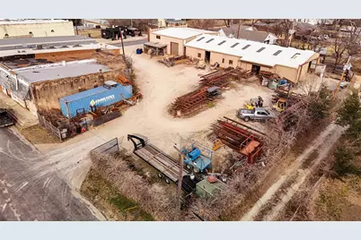 111 E Liberty Street, Pilot Point, TX 76258 - Photo 26