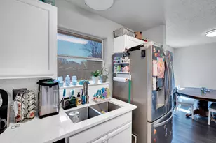 114 Janis St, Alvarado, TX 76009 - Photo 8