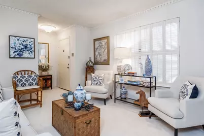 4203 Avondale Avenue #202, Dallas, TX 75219 - Photo 6