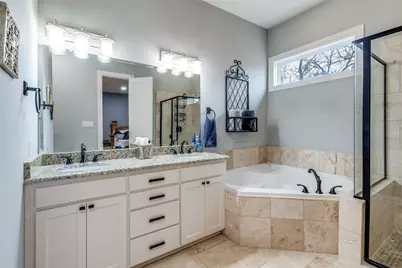 2811 Hood Street #H, Dallas, TX 75219 - Photo 20