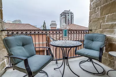 2811 Hood Street #H, Dallas, TX 75219 - Photo 2