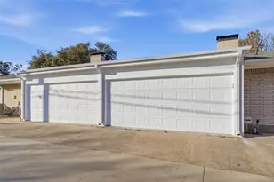 7078 Briarmeadow Dr, Dallas, TX 75230 - Photo 22