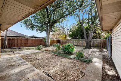 1950 Westminster Drive, Carrollton, TX 75007 - Photo 22