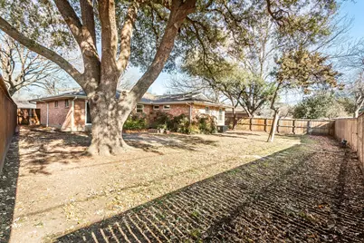 6908 Wake Forrest Drive, Dallas, TX 75214 - Photo 28