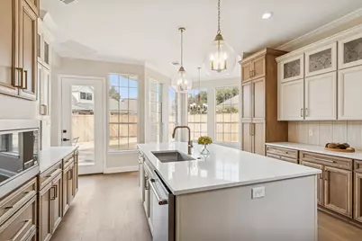 1713 Briaroaks Drive, Flower Mound, TX 75028 - Photo 12