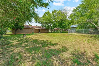 130 Omaha, Stephenville, TX 76401 - Photo 30