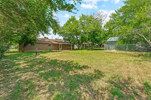 130 Omaha, Stephenville, TX 76401 - Photo 30