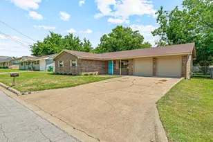 130 Omaha, Stephenville, TX 76401 - Photo 24