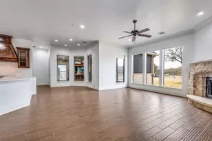 10009 Allen Mill Ct, Fort Worth, TX 76135 - Photo 20