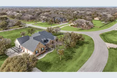 10009 Allen Mill Court, Fort Worth, TX 76135 - Photo 2