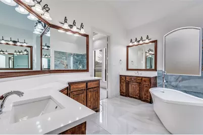 10009 Allen Mill Court, Fort Worth, TX 76135 - Photo 10