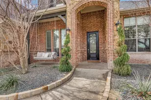 10009 Allen Mill Ct, Fort Worth, TX 76135 - Photo 4