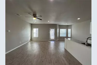 8225 Richard Street, White Settlement, TX 76108 - Photo 6