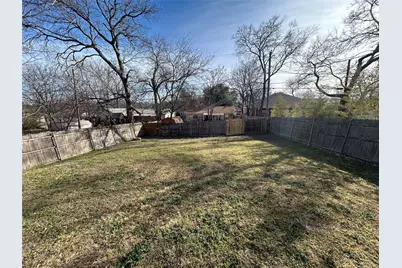 8225 Richard Street, White Settlement, TX 76108 - Photo 20
