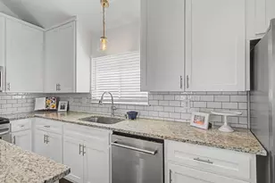 2213 Riverplace Dr, Flower Mound, TX 75028 - Photo 12