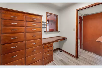 202 N Avenue G, Clifton, TX 76634 - Photo 8