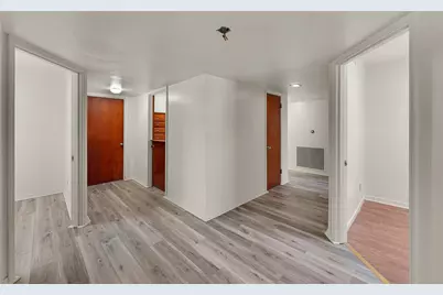 202 N Avenue G, Clifton, TX 76634 - Photo 10