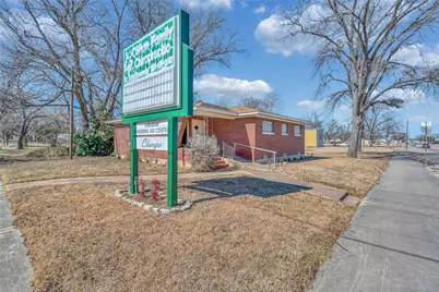 202 N Avenue G, Clifton, TX 76634 - Photo 1