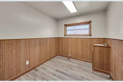 202 N Avenue G, Clifton, TX 76634 - Photo 16