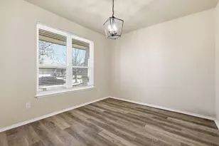 921 John Kennedy Dr, Saginaw, TX 76179 - Photo 4