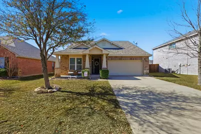 921 John Kennedy Drive, Saginaw, TX 76179 - Photo 2