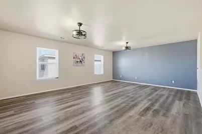 921 John Kennedy Drive, Saginaw, TX 76179 - Photo 20