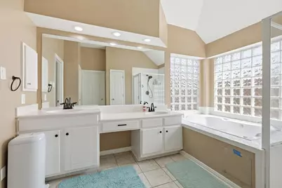 9436 Ponderosa Trail, Irving, TX 75063 - Photo 24