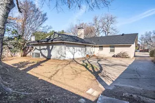 10236 Mapleridge Dr, Dallas, TX 75238 - Photo 22