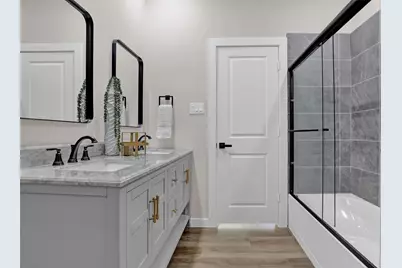 705 E Hanna Street, Denison, TX 75021 - Photo 16