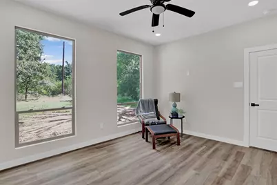 705 E Hanna Street, Denison, TX 75021 - Photo 12