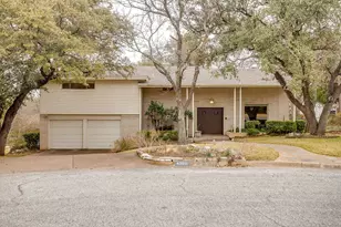 4055 Glenavon Ct, Fort Worth, TX 76109 - Photo 1