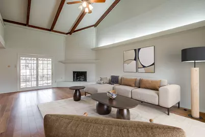 4055 Glenavon Court, Fort Worth, TX 76109 - Photo 8