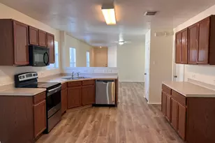 8911 Valley River Dr, Fort Worth, TX 76244 - Photo 2