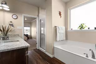 3021 Alvin Ct, Cleburne, TX 76031 - Photo 12