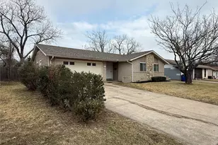 6335 Bellbrook Dr, Dallas, TX 75217 - Photo 2