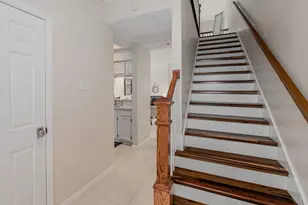 9910 Royal Ln, Dallas, TX 75231 - Photo 4