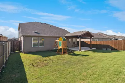 2101 Winding Creek Way, Denton, TX 76208 - Photo 24