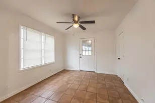 3503 Pueblo St, Dallas, TX 75212 - Photo 6